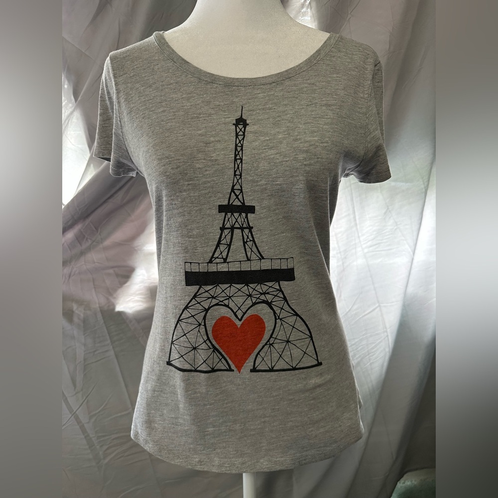 Old Navy Gray Fitted Graphic Short Sleeve Tee,Sz small